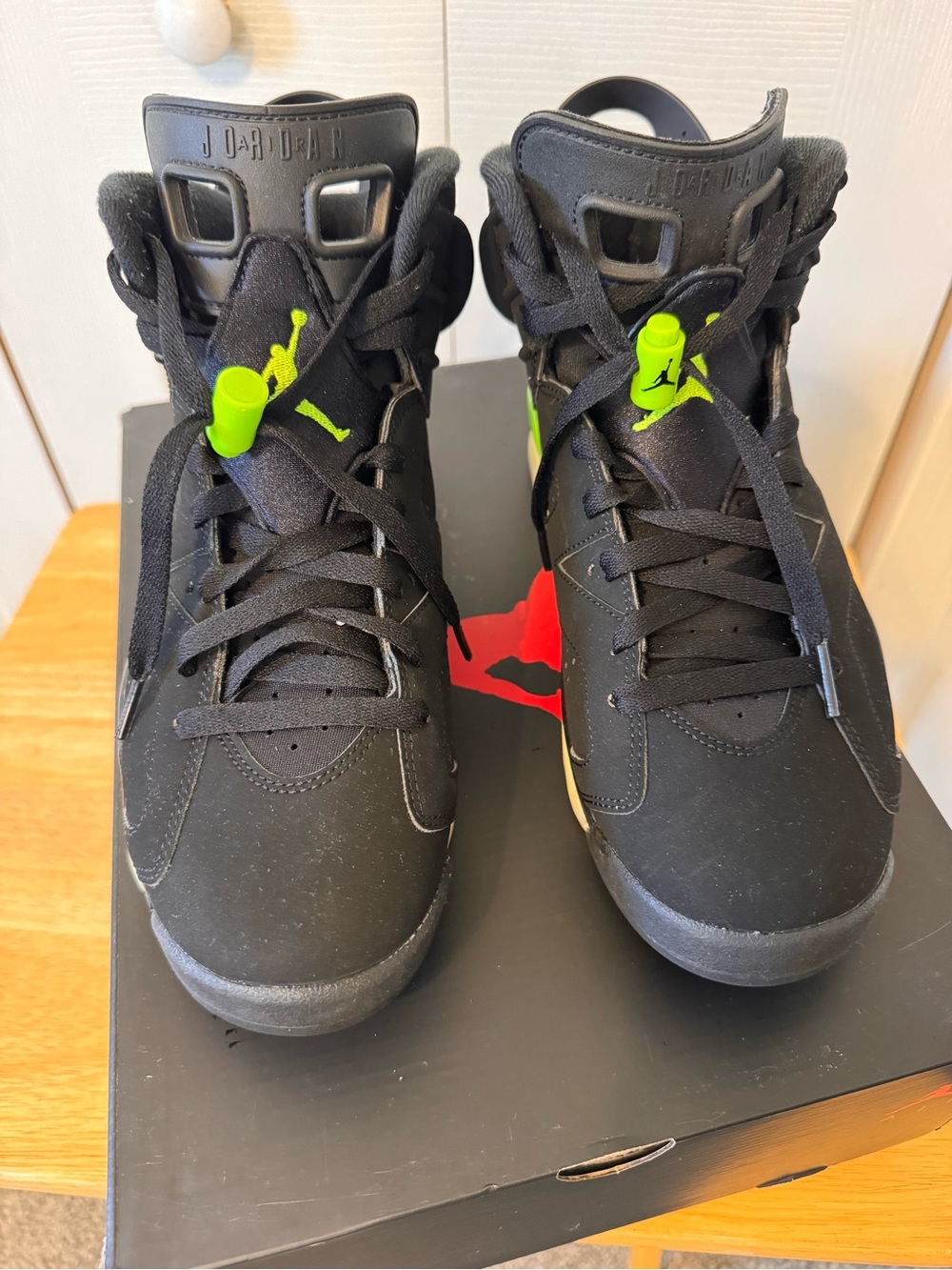 Mens Air Jordan Retro 6 Black Electric Green High-Top Athletic Sneakers Size 8 - Picture 4 of 15